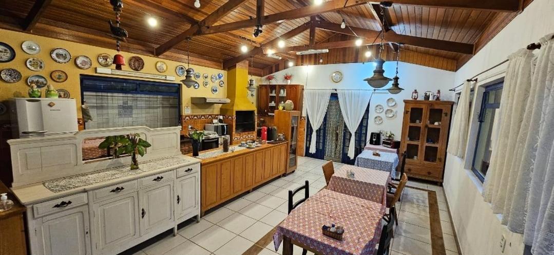 Pousada A Casa Da Fazenda ซานโต อังตัวนิโอ โด ปิงญัล ภายนอก รูปภาพ